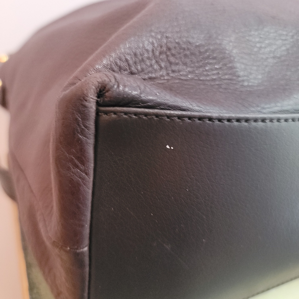 Apostrophe Brown Soft and Supple Pebble Grain Leather Slouchy Hobo Shoulder Bag - Picture 7 of 15